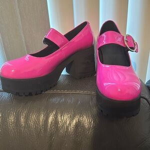 Current mood hot pink patent leather platforms